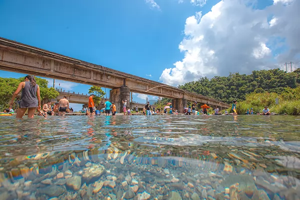 東岳湧泉的天然湧泉